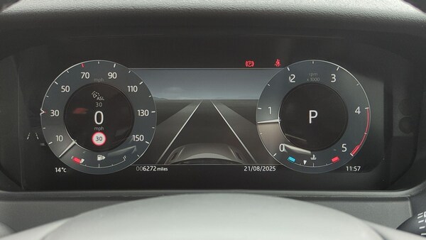 Used Land Rover Range Rover Velar 2025 for sale - 76199768: Photo 16
