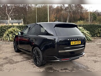 Used Land Rover Range Rover 2024 for sale - 76246685: Photo