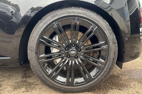 Used Land Rover Range Rover 2024 for sale - 76246685: Photo 8