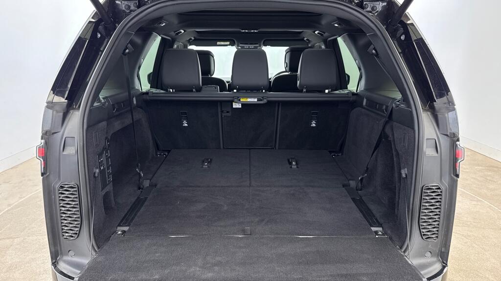 Used Land Rover Discovery 2024 for sale - 76201205: Photo 10