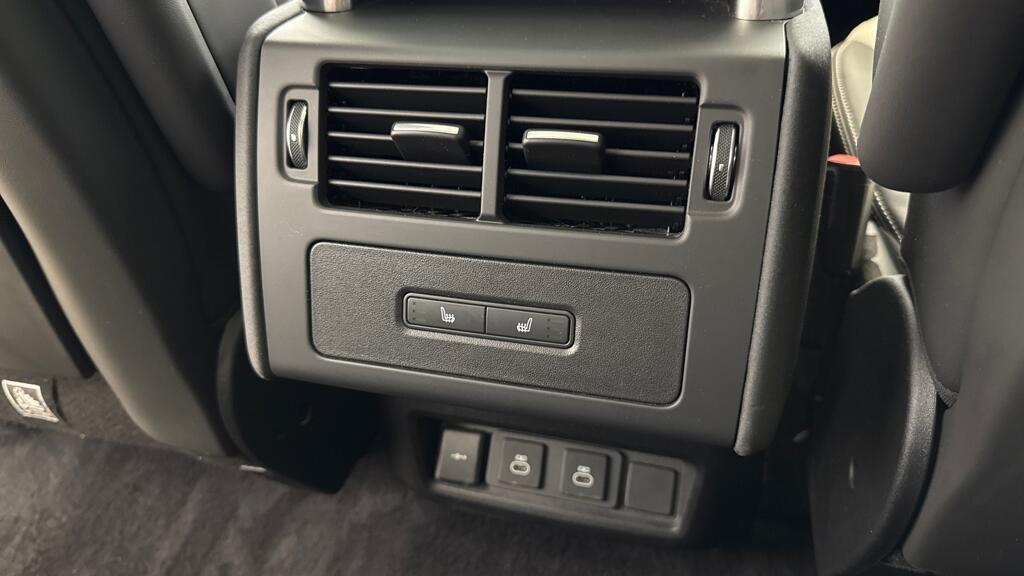 Used Land Rover Discovery 2024 for sale - 76201205: Photo 18