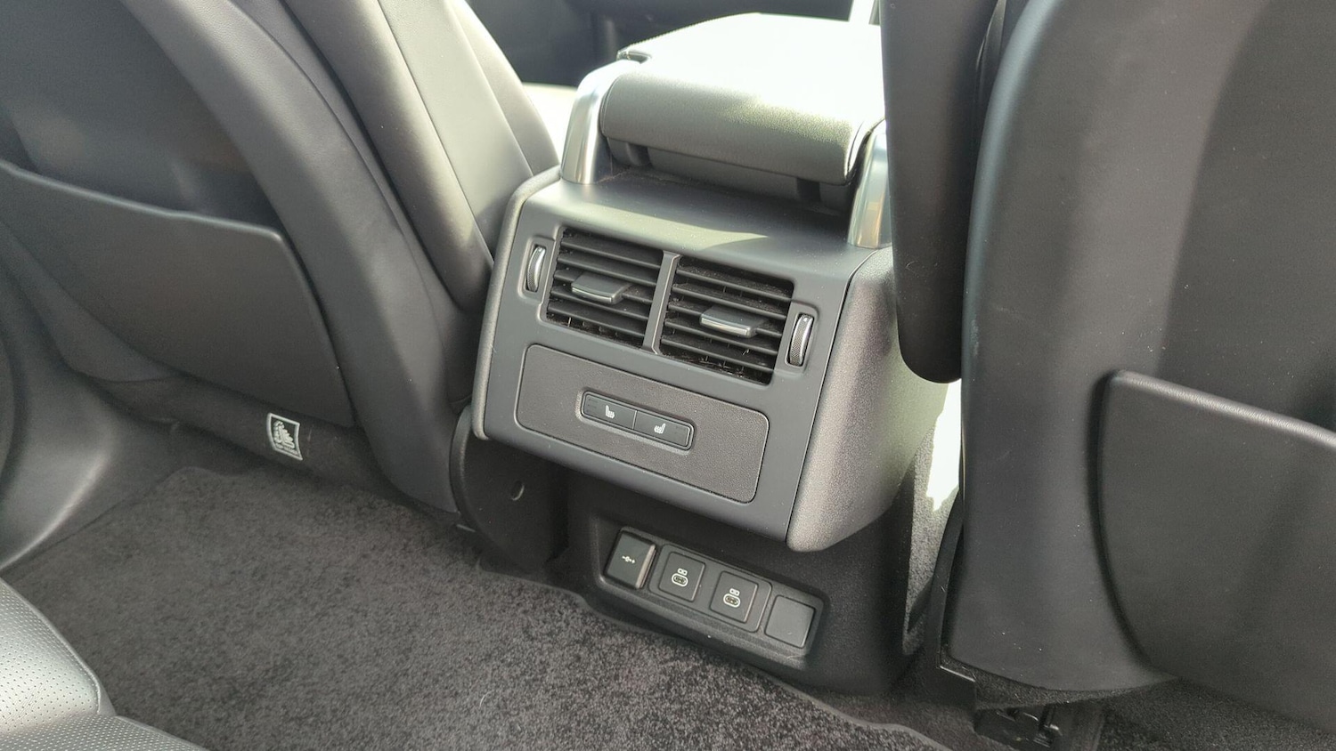 Used Land Rover Discovery 2024 for sale - 76059720: Photo 18