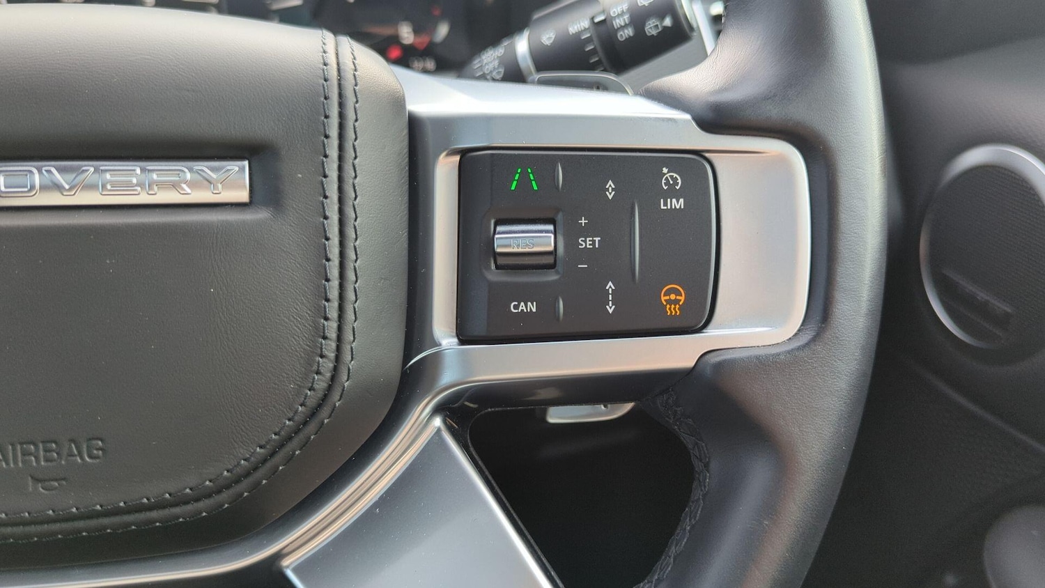Used Land Rover Discovery 2024 for sale - 76059720: Photo 30
