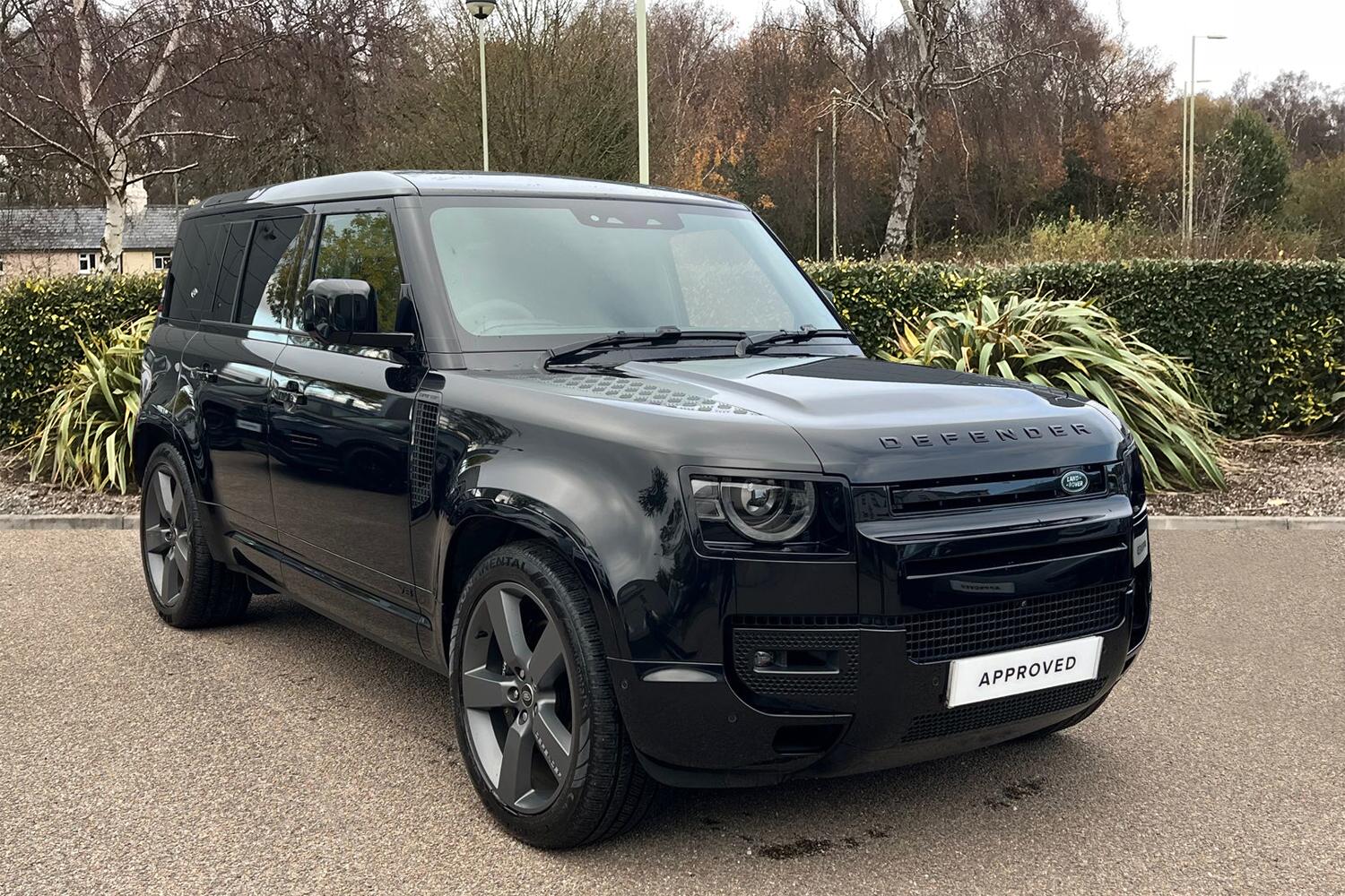 Used Land Rover Defender 2024 for sale - 76138444: Photo 1
