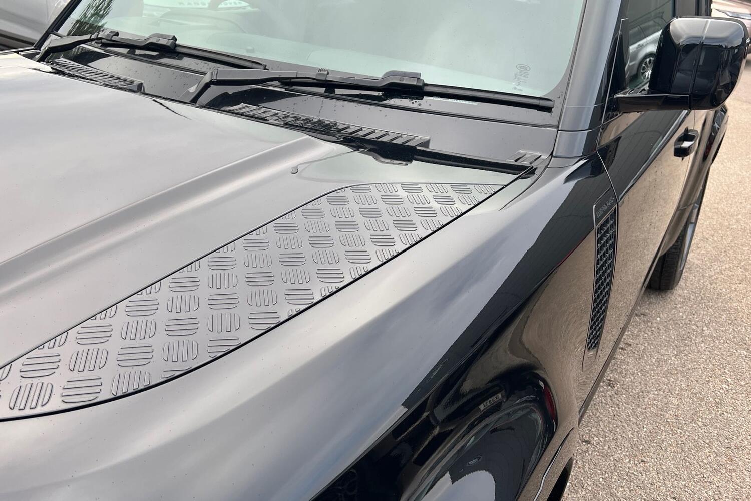 Used Land Rover Defender 2024 for sale - 76138444: Photo 20