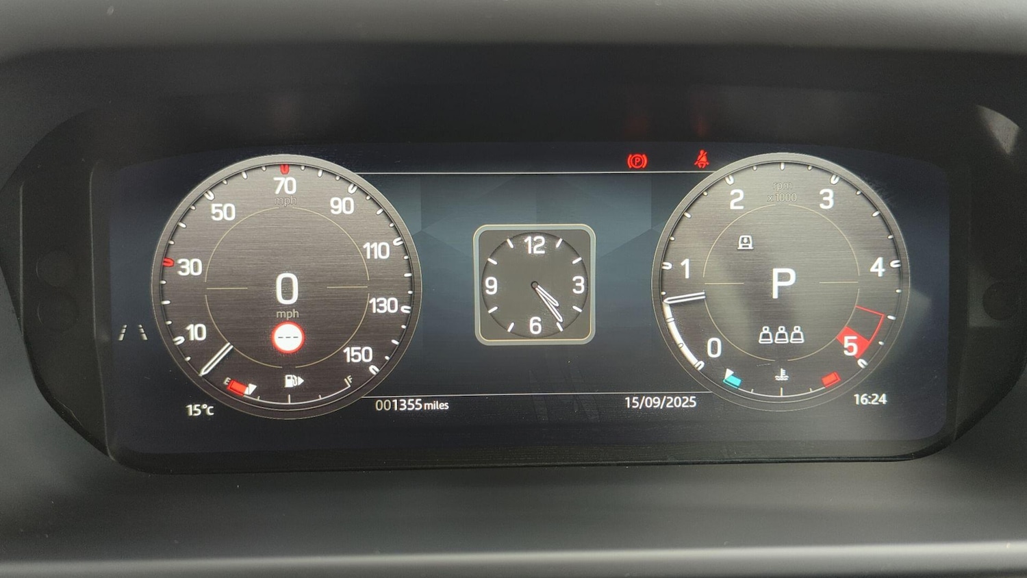 Used Land Rover Defender 2024 for sale - 76201175: Photo 16