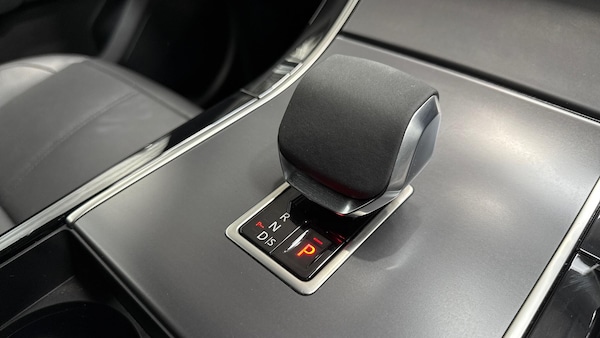 Used Land Rover Range Rover Velar 2024 for sale - 76227697: Photo 13