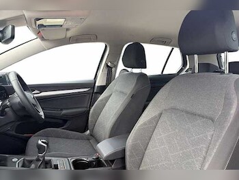 Used Volkswagen Golf 2024 for sale - 78045367: Photo