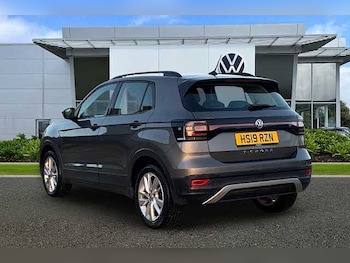 Used Volkswagen T-Cross 2019 for sale - 76470786: Photo