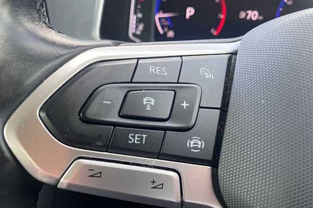 Used Volkswagen T-Roc 2022 for sale - 76482725: Photo 15