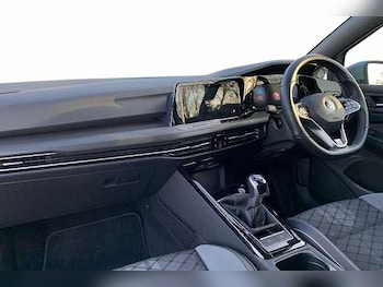 Used Volkswagen Golf 2022 for sale - 76687093: Photo