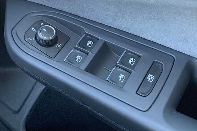 Used Volkswagen Golf 2022 for sale - 76687093: Photo 31