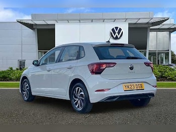 Used Volkswagen Polo 2023 for sale - 76462002: Photo