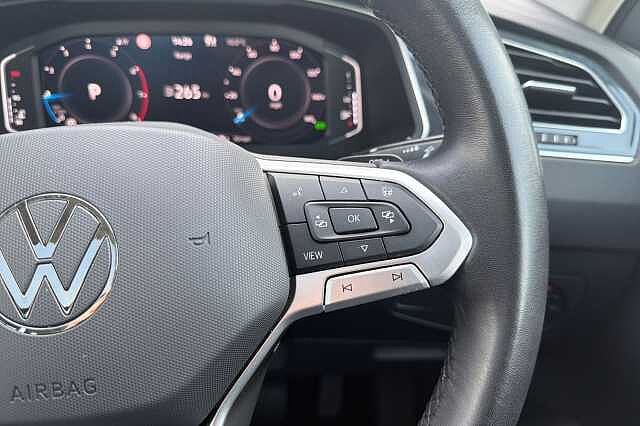 Used Volkswagen Tiguan 2023 for sale - 77990464: Photo 16