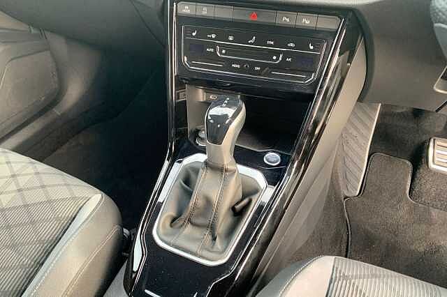 Used Volkswagen T-Roc 2023 for sale - 77080686: Photo 19