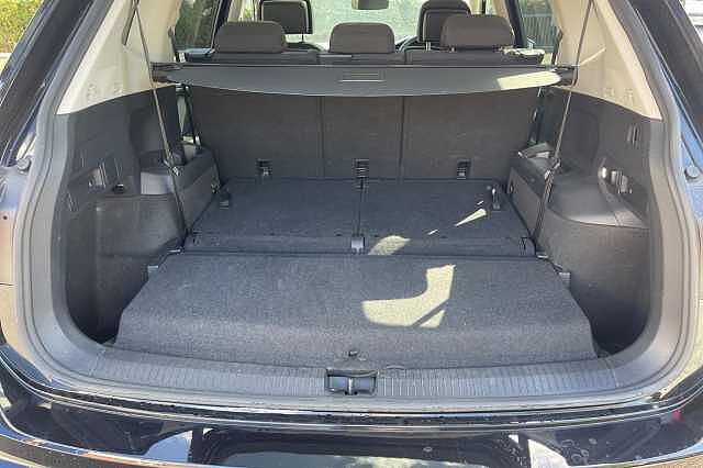 Used Volkswagen Tiguan Allspace 2023 for sale - 75956051: Photo 11