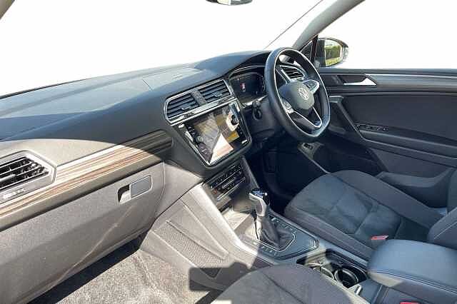 Used Volkswagen Tiguan Allspace 2023 for sale - 75956051: Photo 2