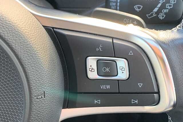 Used Volkswagen T-Roc 2021 for sale - 76470782: Photo 17