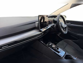 Used Volkswagen Golf 2026 for sale - 79438670: Photo