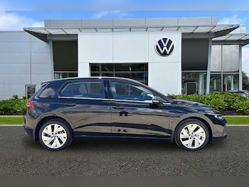 Used Volkswagen Golf 2026 for sale - 79438670: Photo