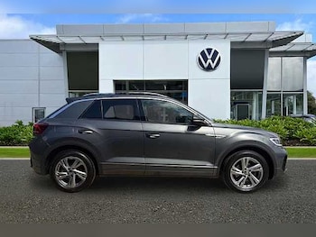 Used Volkswagen T-Roc 2023 for sale - 77931867: Photo