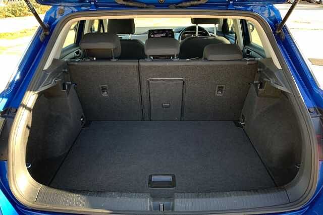 Used Volkswagen T-Roc 2023 for sale - 76470790: Photo 11