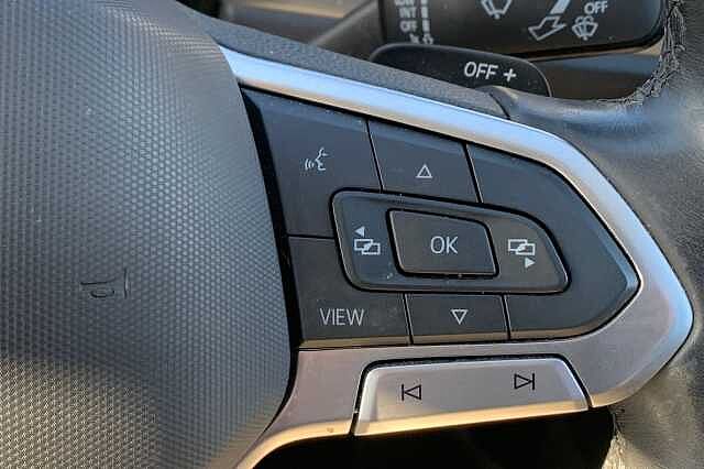 Used Volkswagen T-Roc 2023 for sale - 76470790: Photo 17