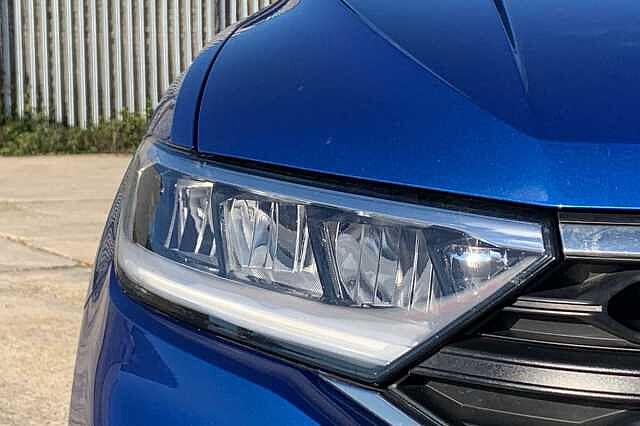 Used Volkswagen T-Roc 2023 for sale - 76470790: Photo 21