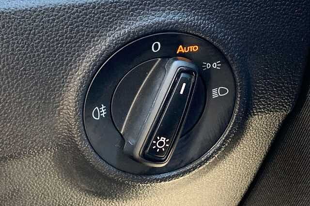 Used Volkswagen T-Roc 2023 for sale - 76470790: Photo 32