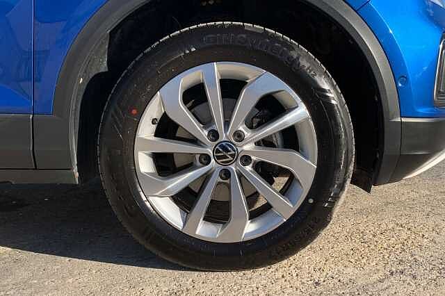 Used Volkswagen T-Roc 2023 for sale - 76470790: Photo 5