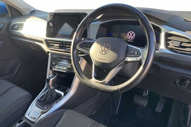 Used Volkswagen T-Roc 2023 for sale - 76470790: Photo 6