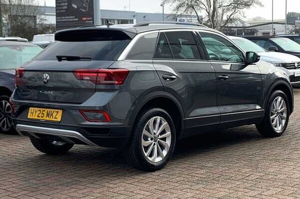 Used Volkswagen T-Roc 2025 for sale - 75244439: Photo 32