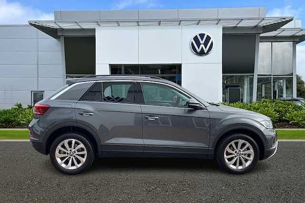 Used Volkswagen T-Roc 2025 for sale - 75244439: Photo 4