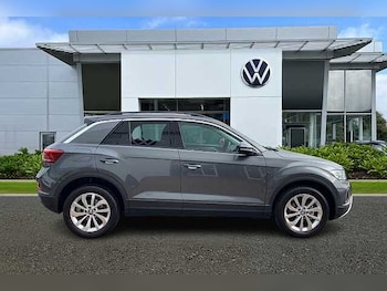 Used Volkswagen T-Roc 2025 for sale - 75244439: Photo