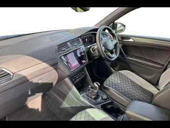 Used Volkswagen Tiguan 2021 for sale - 74815818: Photo
