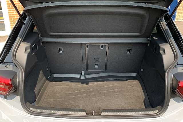 Used Volkswagen ID.3 2025 for sale - 76357479: Photo 11