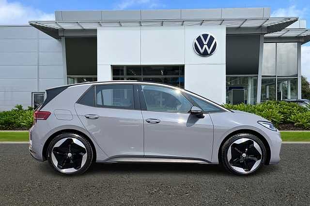 Used Volkswagen ID.3 2025 for sale - 76357479: Photo 4