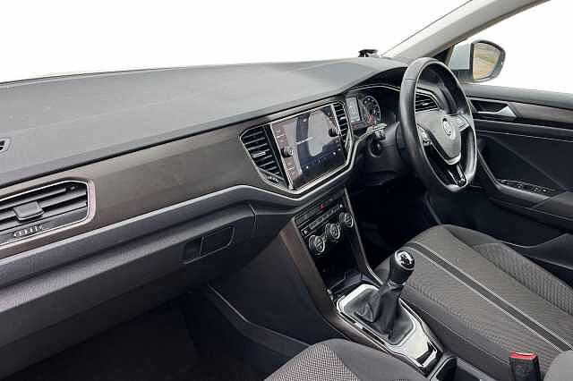 Used Volkswagen T-Roc for sale - 77431731: Photo 2