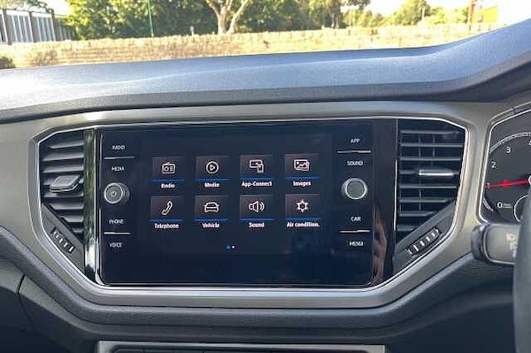 Used Volkswagen T-Roc 2020 for sale - 75689857: Photo 13