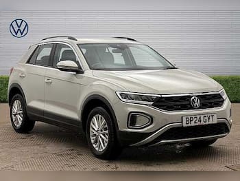 Used Volkswagen T-Roc 2024 for sale - 79673077: Photo