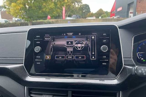 Used Volkswagen T-Cross 2025 for sale - 75974900: Photo 31