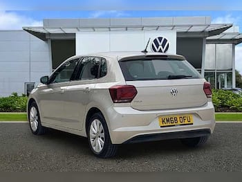 Used Volkswagen Polo 2018 for sale - 79739360: Photo