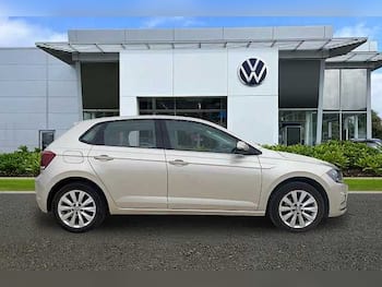 Used Volkswagen Polo 2018 for sale - 79739360: Photo