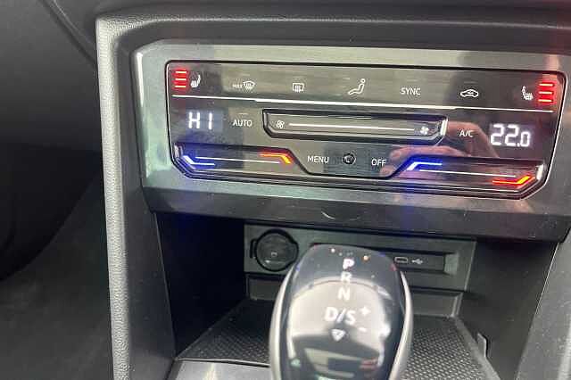 Used Volkswagen Tiguan 2021 for sale - 76924188: Photo 30