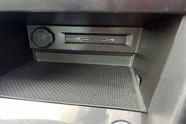 Used Volkswagen Tiguan 2021 for sale - 76924188: Photo 31