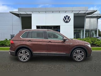 Used Volkswagen Tiguan 2021 for sale - 77085605: Photo