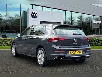 Used Volkswagen Golf 2024 for sale - 79346478: Photo