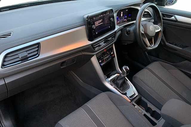 Used Volkswagen T-Roc for sale - 77916282: Photo 2