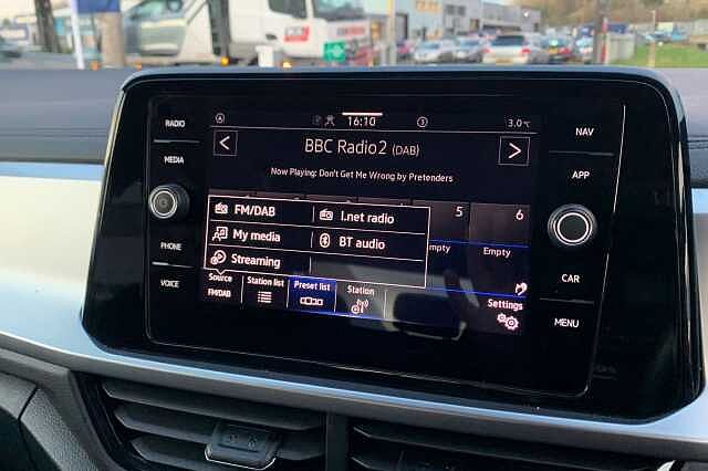 Used Volkswagen T-Roc for sale - 77916282: Photo 32