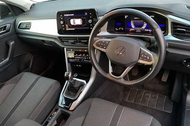 Used Volkswagen T-Roc for sale - 77916282: Photo 6